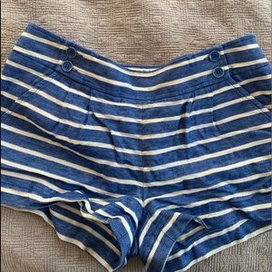 Vineyard Vines shorts size 2